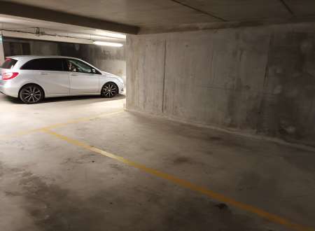 Place de parking à louer