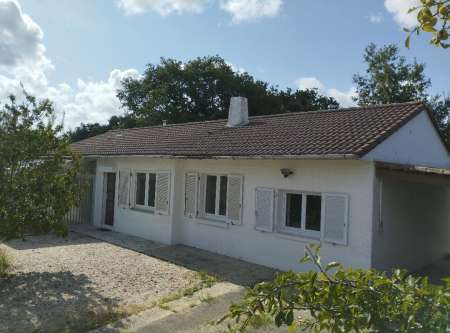 Maison de campagne avec beau terrain 10 mn mer